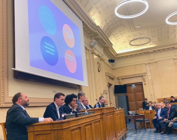 Hyperpanel OS invited to the French National Assembly